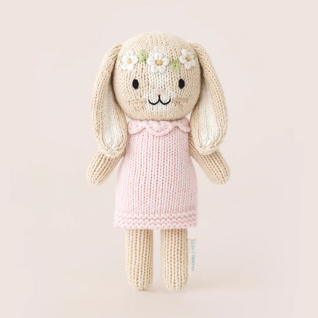 Tiny Collection | Hannah