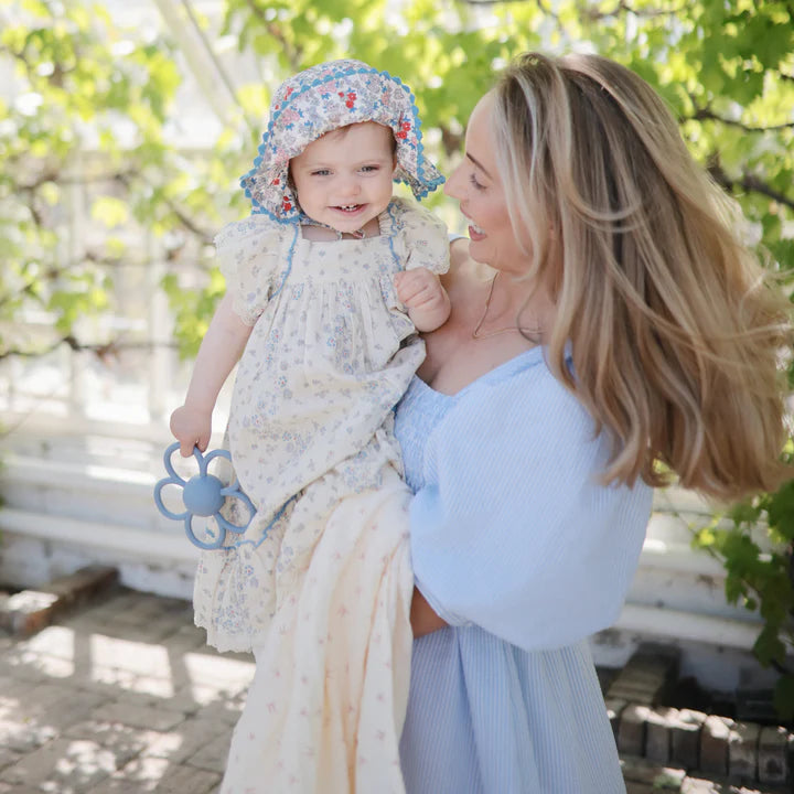 Organic Cotton Muslin Swaddle Blanket | Bows