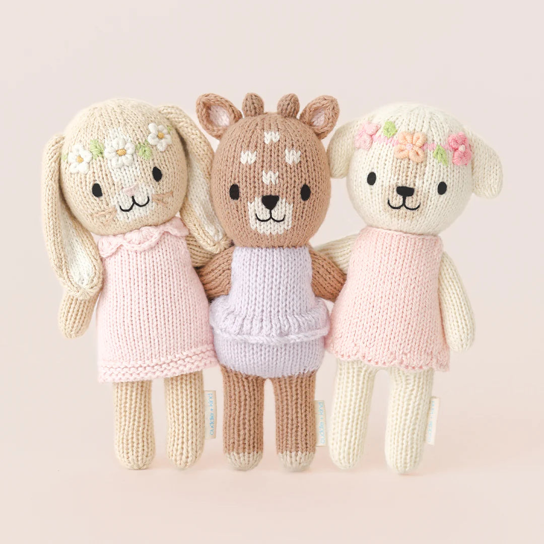Tiny Collection | Hannah