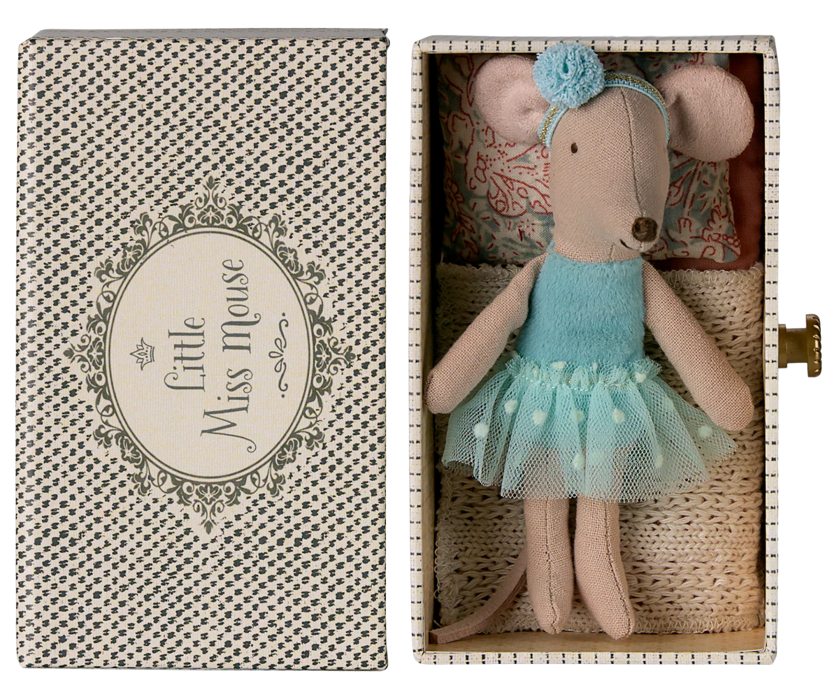 Dance Mouse in Daybed | Little Sister